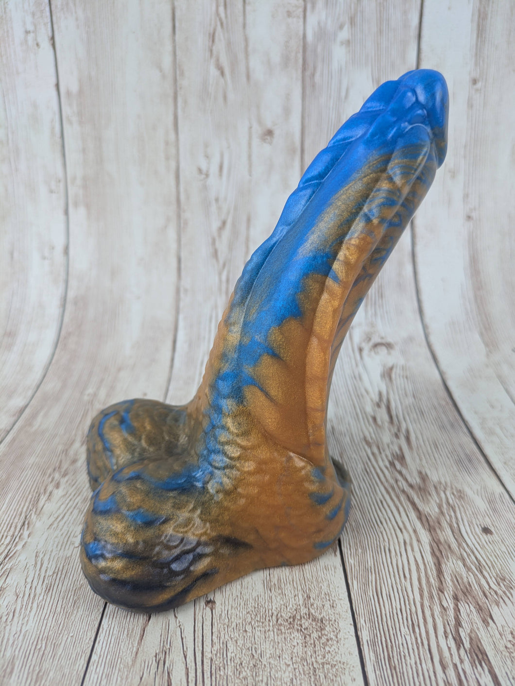 Fang the Laughing Dragon, Size Mini (Soft Firmness)