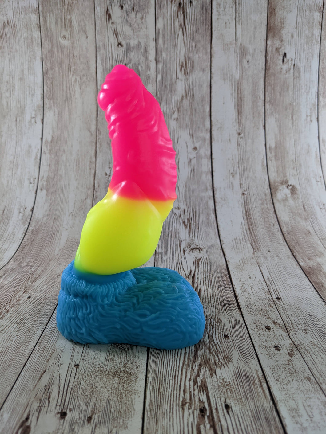 Malikye the Pet, Size Small (Soft Firmness) Pansexual Flag