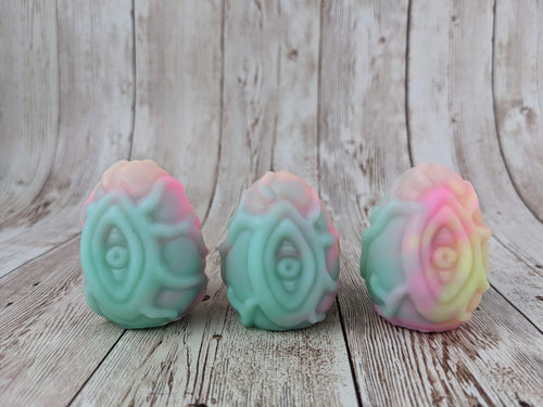 Many Eyed Creature Clutch Size Small (Many Eyed Creature/Medium, Many Eyed Creature/Medium, Many Eyed Creature/Medium)