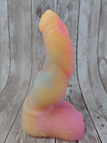 Malikye the Pet, Size Small (Medium Firmness) MISHAP