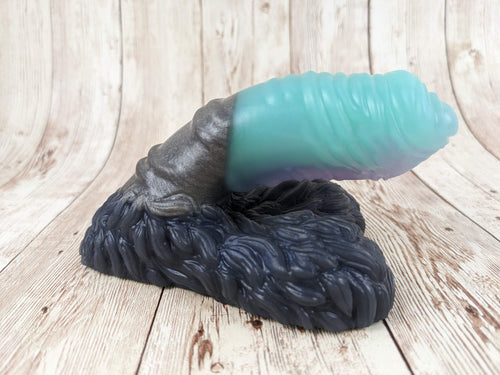 Lennex the Dancing Bear Packer, Size Small (Soft Firmness) Dark Horse Special Coloration