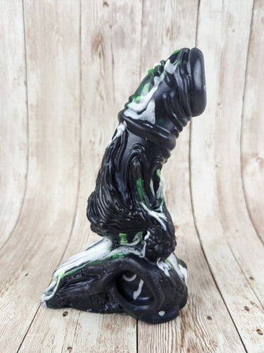 Lukkas the Grave Guard, Size Small (Soft Firmness)