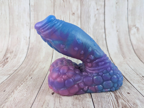 Trex the Beast Packer, Size Small (Soft Firmness)
