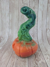 Horace the Pumpkin King, Size Small (Soft Firmness)