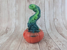 Horace the Pumpkin King, Size Mini (Soft Firmness)