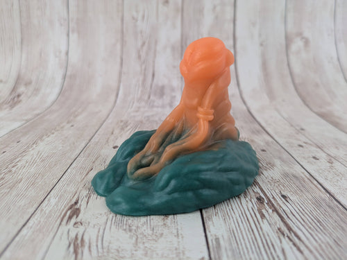 Rojo the Maze Keeper, Size Mini (Soft Firmness)