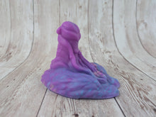 Rojo the Maze Keeper, Size Mini (Medium Firmness)