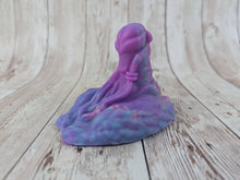 Rojo the Maze Keeper, Size Mini (Medium Firmness)