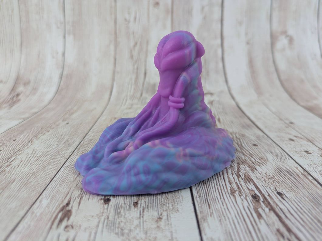 Rojo the Maze Keeper, Size Mini (Medium Firmness)