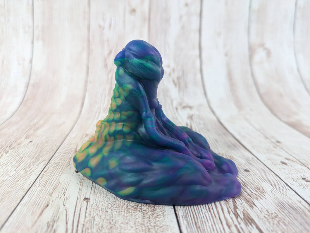 Rojo the Maze Keeper, Size Mini (Medium Firmness)