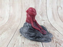 Rojo the Maze Keeper, Size Mini (Soft Firmness)