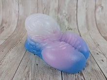 Zypher the King's Steed, Size Small (Super Soft Firmness)