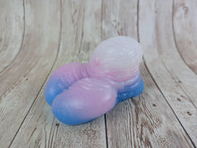 Zypher the King's Steed, Size Mini (Super Soft Firmness)