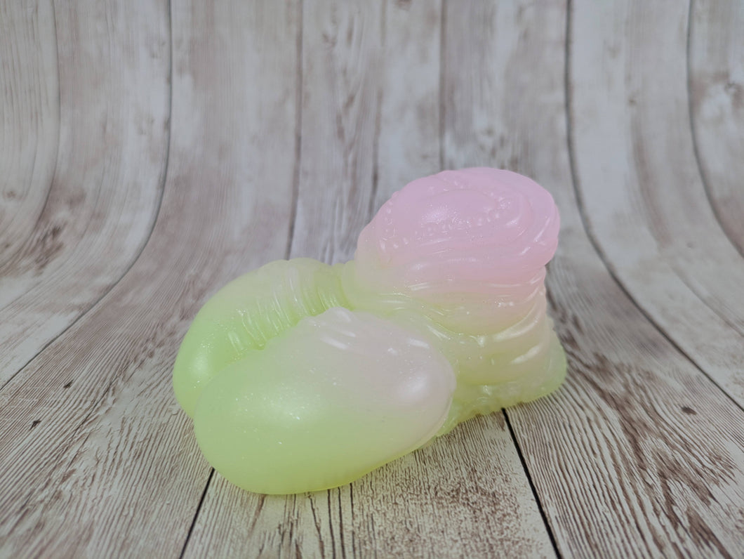Zypher the King's Steed, Size Mini (Super Soft Firmness)