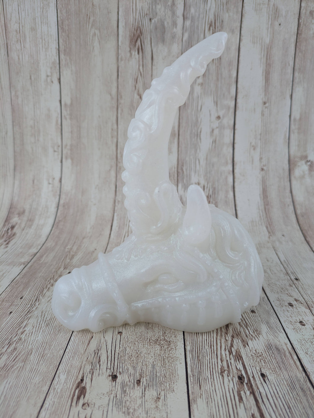 Axis the Unicorn's Horn, Size Small (Soft Firmness)