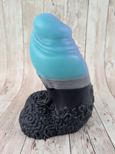 Bently the Big Horned Sheep, Size Large (Soft Firmness shaft, medium firmness base) Dark Horse Special Coloration