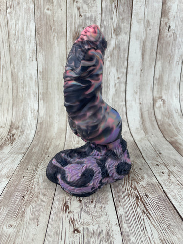 Malikye the Pet, Size Medium (Medium Firmness) Black Rainbow