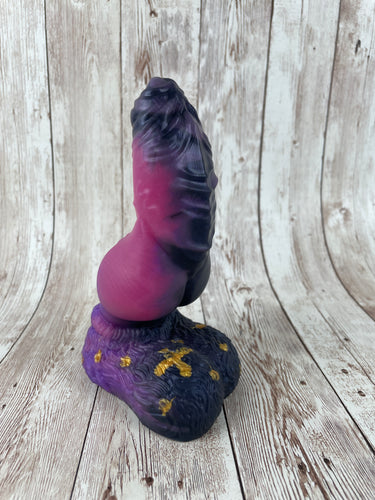 Malikye the Pet, Size Small (Soft Firmness) Twilight Stars