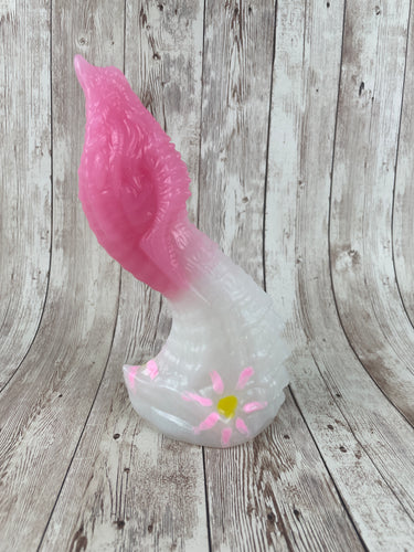 Krazor the Sky Eater , Size Medium (Super Soft Firmness) Bouquet of Flowers