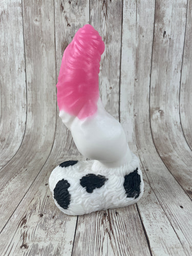 Malikye the Pet, Size Medium (Soft Firmness) MISHAP Cow Print
