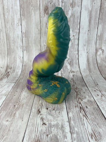 Malikye the Pet, Size Medium (Super Soft Firmness) Mardi Gras Party