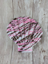 Mermaid's Shell Squishy, Size Onesize (Soft Firmness) Drizzle Cake Special Coloration-Neapolitan