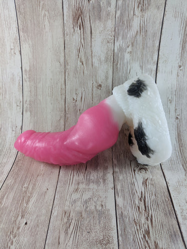 Malikye the Pet, Size Medium (Super Soft Firmness) Cow Print