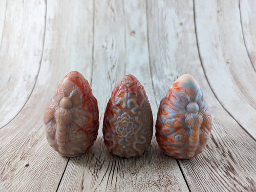 Mixed Clutch Size Mini (Moth/Medium, Moth/Medium, Vine/Medium)