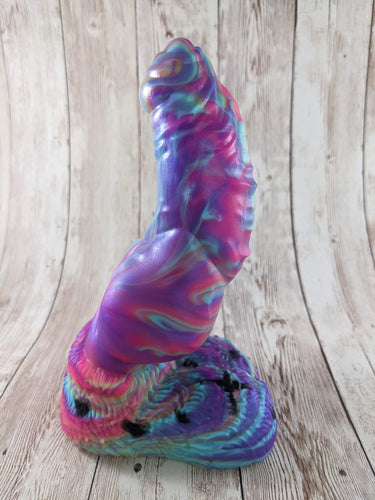 Malikye the Pet, Size Medium (Soft Firmness) StrangeBedfella's Special Collab Pour
