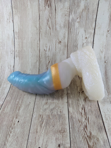 Malikye the Pet, Size Medium (Super Soft Firmness) Royal Unicorn