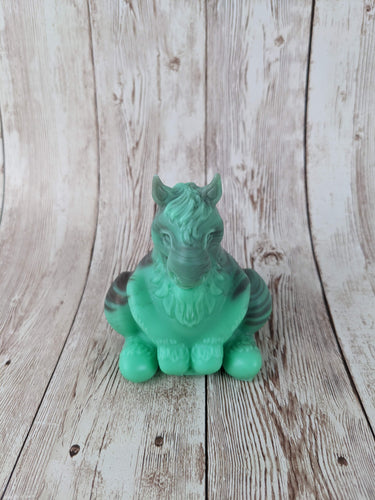 Jasper's Cursed Statue, Size Onesize (Soft Firmness) Mint Chocolate Chip