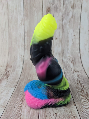 Malikye the Pet, Size Small (Soft Firmness) Arcade Carpet