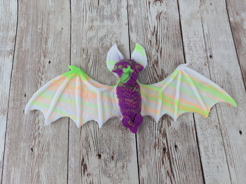 Bat Squishy, Size Onesize (Soft Firmness) Spooky Specter