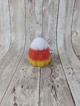 Toothed Egg Size Large (Soft firmness) Candy Corn