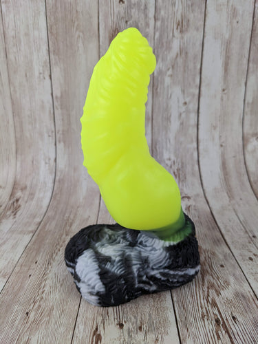 Malikye the Pet, Size Medium (Soft Firmness) Electric Zebra Special Coloration