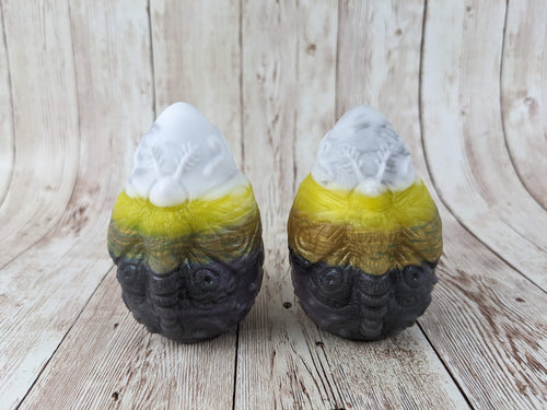 Moth Clutch Size Medium (Moth/Soft, Moth/Soft) MISHAP